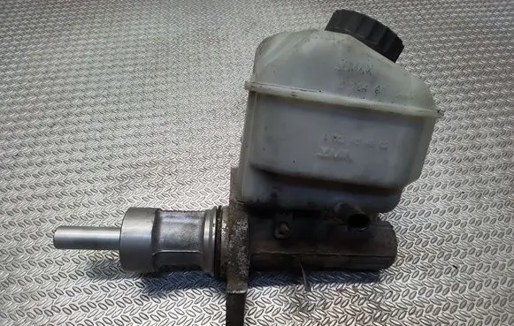Mercedes-Benz Sprinter W906 Master brake cylinder A0024314902