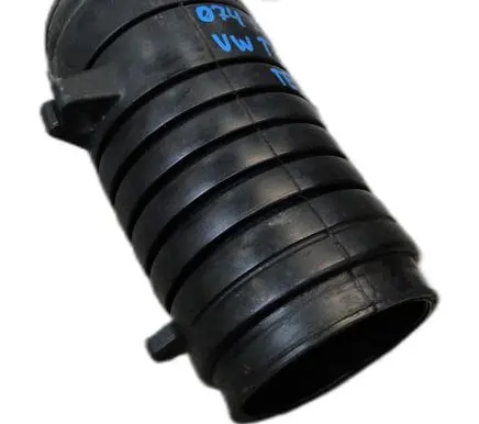Volkswagen Transporter - Caravelle T4 Intercooler hose/pipe 074129627E