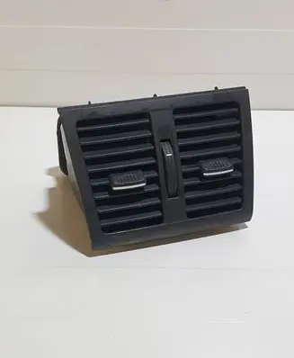 Opel Zafira B Rear air vent grill 13144753 213680437
