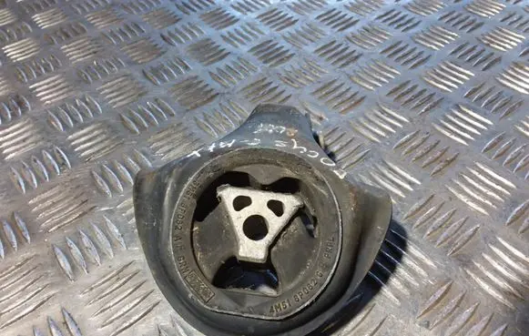 Ford Focus C-MAX Gearbox mount 4M516P082G 4605R76JA
