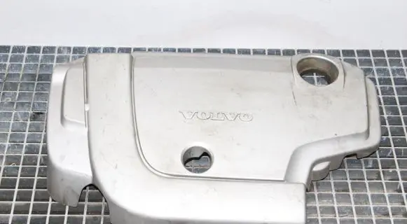 Volvo XC70 Engine cover (trim)