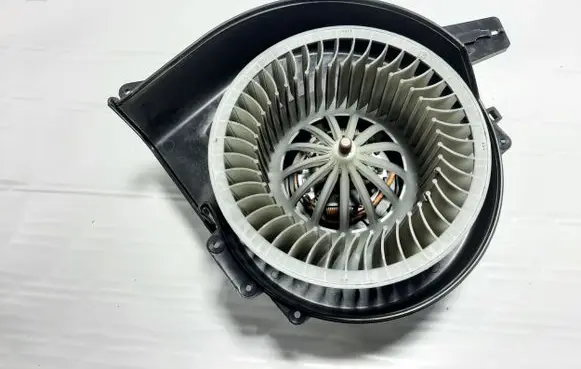 Seat Ibiza IV (6J,6P) Heater fan/blower 6R1819015