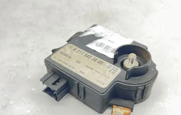 Mercedes-Benz E W211 Charging relay A2115403845