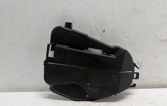 Mercedes-Benz Citan W415 Timing belt guard (cover) 135630596R