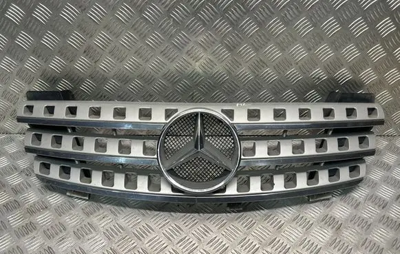 Mercedes-Benz ML W164 Front grill A1648880323 A1648880241