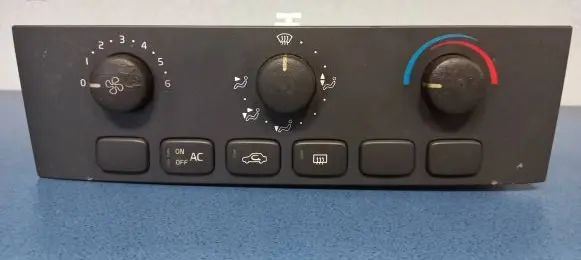 Volvo S40, V40 Climate control unit 612700