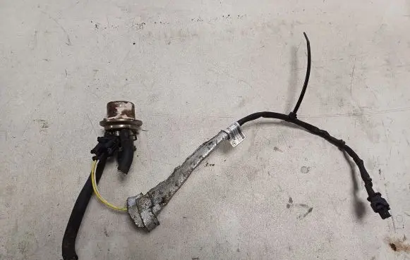 Mercedes-Benz E W212 AdBlue injector 0444025005 191106092501