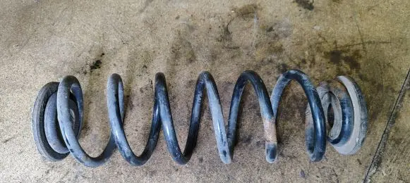 Volkswagen Eos Rear coil spring