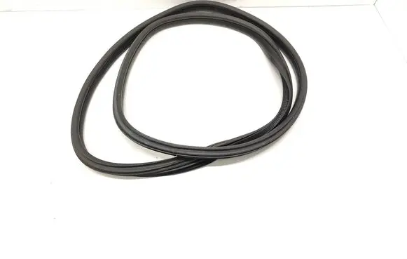 Ford Turneo Courier Sliding door rubber seal 