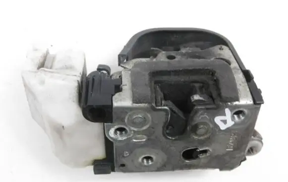Alfa Romeo 147 Front door lock