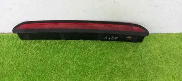 Volkswagen Golf VII Third/center stoplight 3CN945087