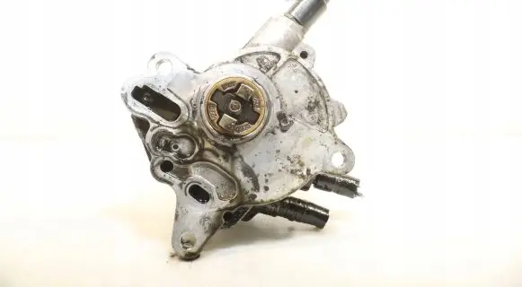 Volkswagen PASSAT B6 Vacuum pump