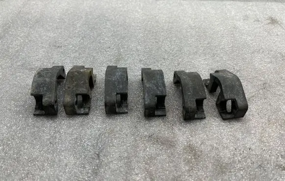 BMW 5 E60 E61 Fuel Injector clamp holder