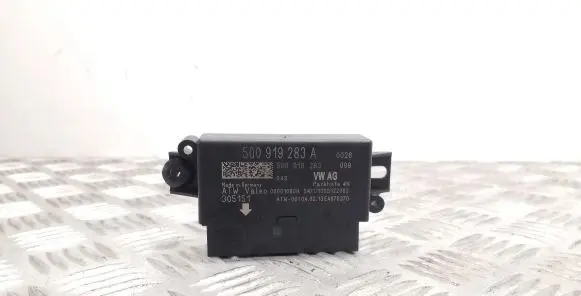 Audi A3 S3 8V Parking PDC control unit/module 5Q0919283A