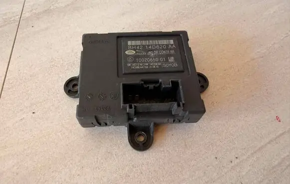 Jaguar XF X250 Door control unit/module BH4214D620AA