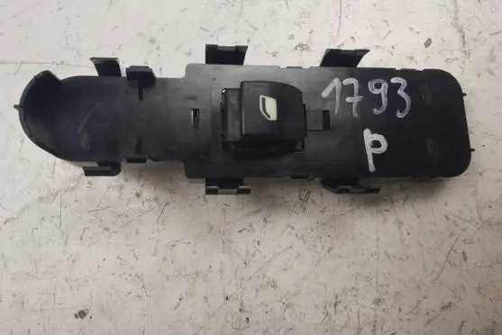 Citroen C4 I Quarter vent window switch 9651465677