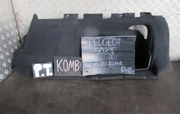 Peugeot 508 Trunk/boot side trim panel 96872609ZE