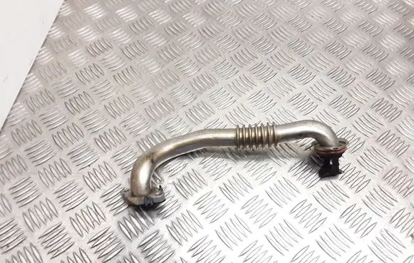 Ford Focus EGR valve line/pipe/hose FM5Q9D477AA