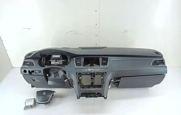 Peugeot 508 Dashboard