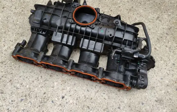 Audi Q5 SQ5 FY Intake manifold 06L133201