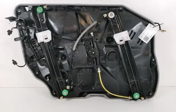 Mercedes-Benz S W222 Front door window regulator with motor