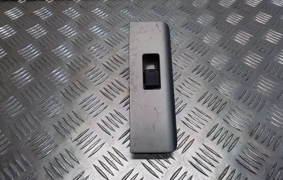 Nissan Navara D40 Electric window control switch