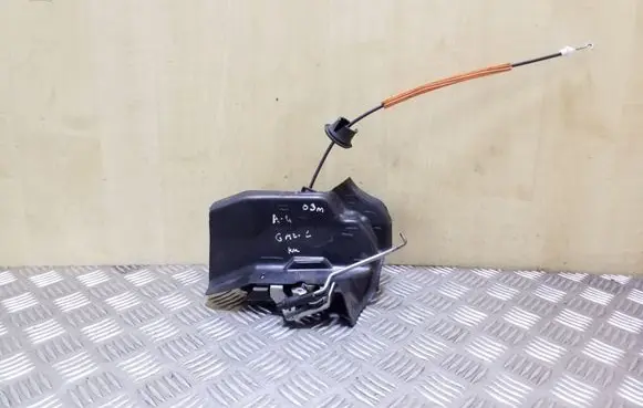 Audi A4 S4 B6 8E 8H Rear door lock 8E0839015C