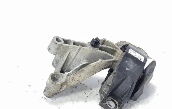 Dacia Sandero Engine mount vacuum valve 