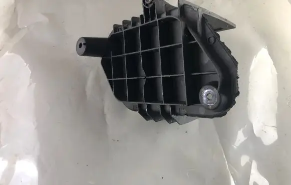 Chrysler Grand Voyager V Battery tray 05109343AB