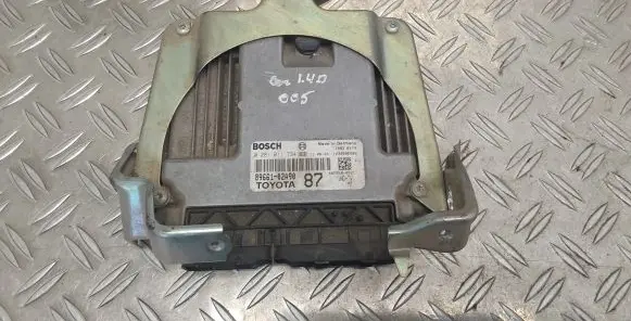 Toyota Corolla E120 E130 Engine control unit/module 8966102A90 8966012B50