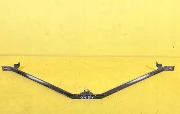 BMW 5 E60 E61 Radiator support slam panel bracket RZ1R10P5
