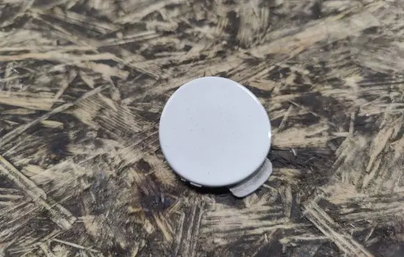 Rear bumper row hook cap/cover