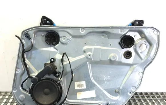Seat Cordoba (6L) Front door window regulator with motor 6L4837752AL