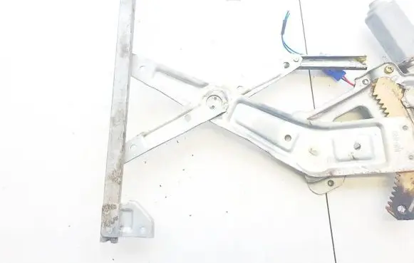 Subaru Forester SF Sliding door window regulator with motor