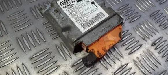Renault Kangoo I Airbag control unit/module 605044900 8200381654