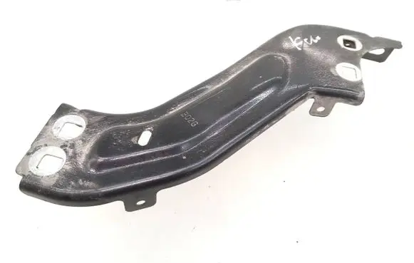 Top upper radiator support slam panel