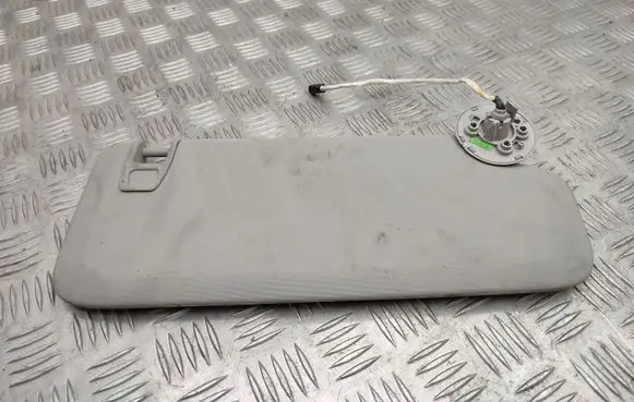 Opel Astra J Sun visor