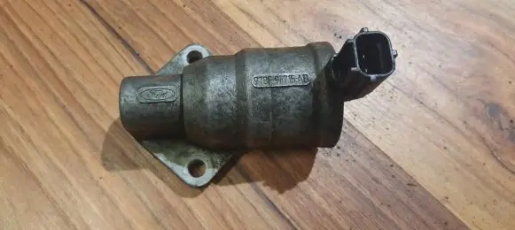 Ford Mondeo MK II Idle control valve (regulator) 978F9F715AB 978F-9F715-AB