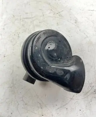 Volkswagen PASSAT B6 Horn signal a28657625 909199901