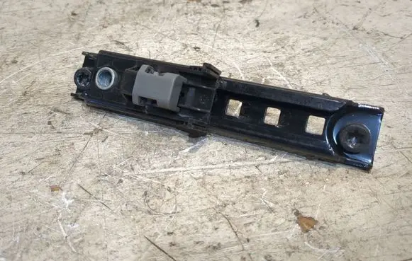 Opel Insignia A Seat belt adjustment rail 11025 11J28 10J25