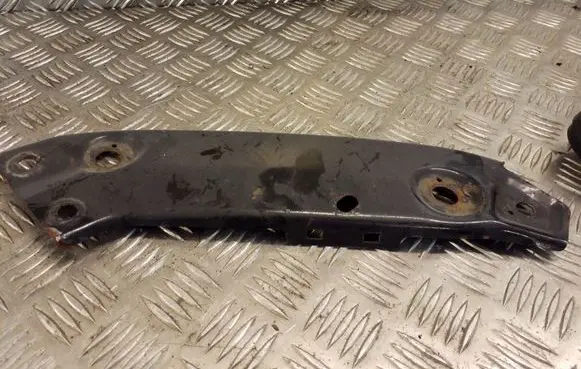 Volkswagen Jetta VI Side radiator support slam panel 