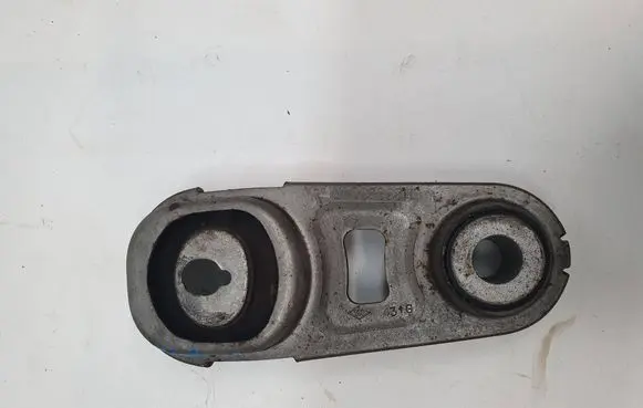 Nissan X-Trail T32 Engine mount bracket 112383734R