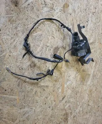 BMW 5 F10 F11 Electric auxiliary coolant/water pump 2284291