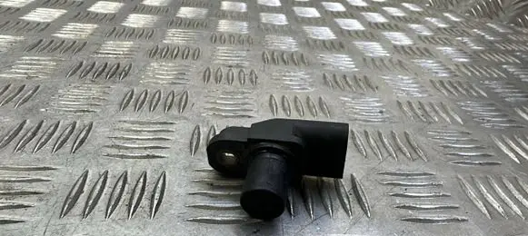 BMW X3 E83 Camshaft position sensor 779225603 00000