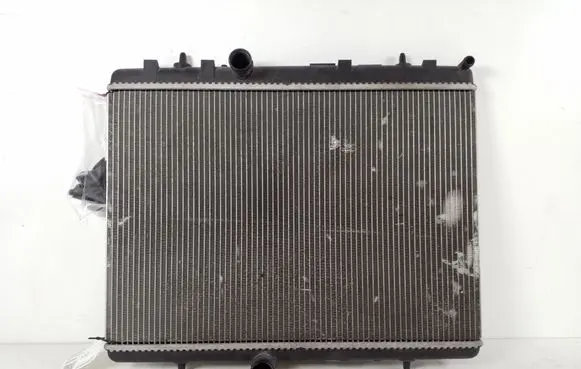 Citroen DS4 Coolant radiator 9680533480