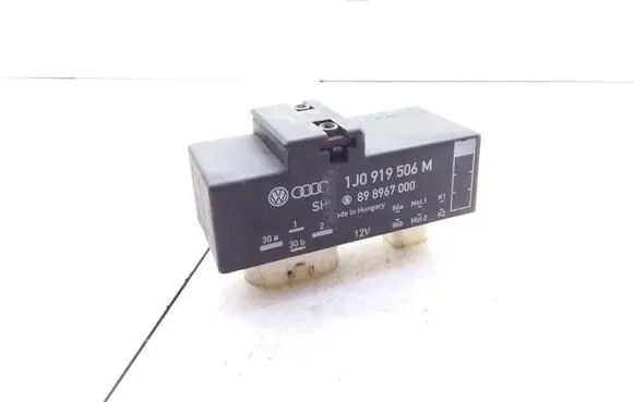 Seat Cordoba (6L) Coolant fan relay 898967000 1J0919506M