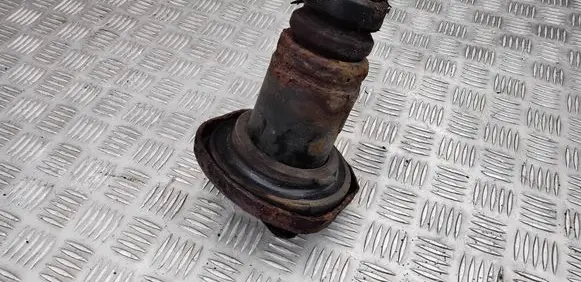 Volvo XC70 Coil spring/strut mount 6G915599BAA