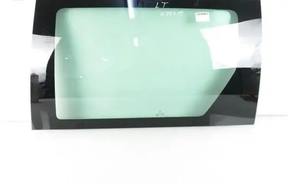 Chrysler Voyager Rear side window 
