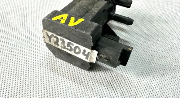 Peugeot 508 RXH Turbo solenoid valve 9674084680