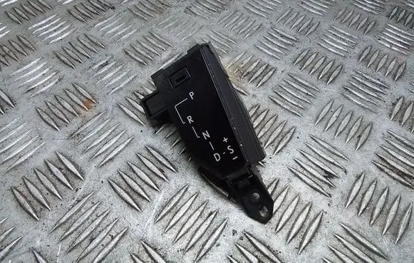 Lexus RX 450H Gear shift selector indicator 76K116